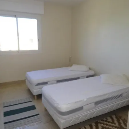 Hyères, 3 Pièces, 4 Personnes - Fr-1-335-135 Appartamento Hyères